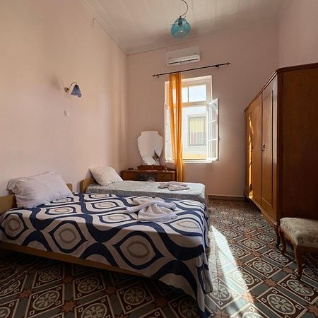 Shared House , Private Rooms With Garden Chania  Exterior foto