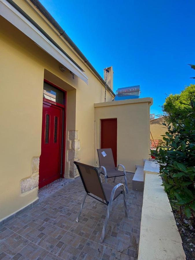 Shared House , Private Rooms With Garden Chania  Exterior foto