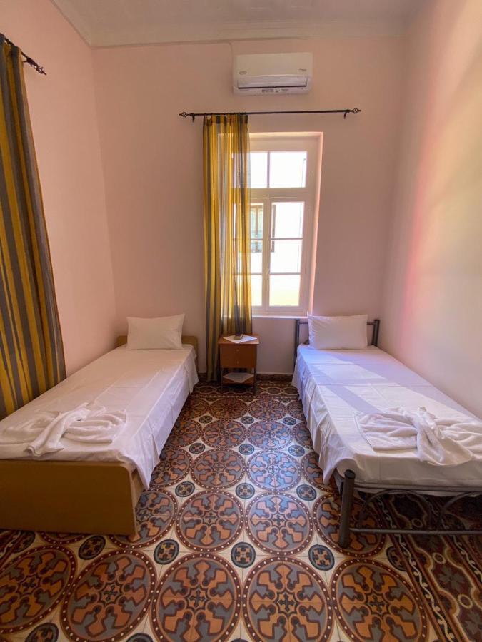 Shared House , Private Rooms With Garden Chania  Exterior foto
